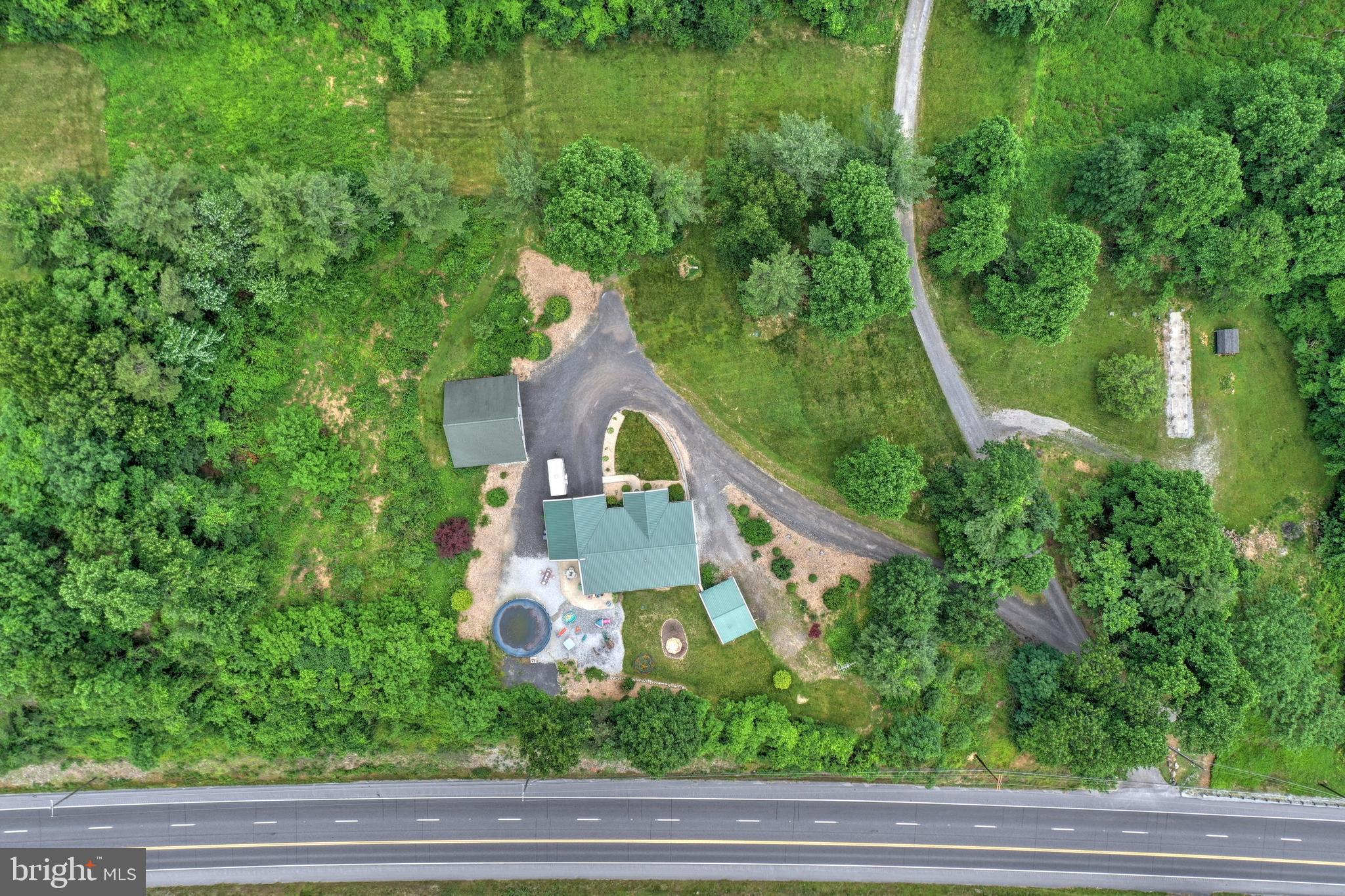 5425 Chambersburg Road Orrtanna, PA 17353 - Photo 6 of 41 Gallery Image 6