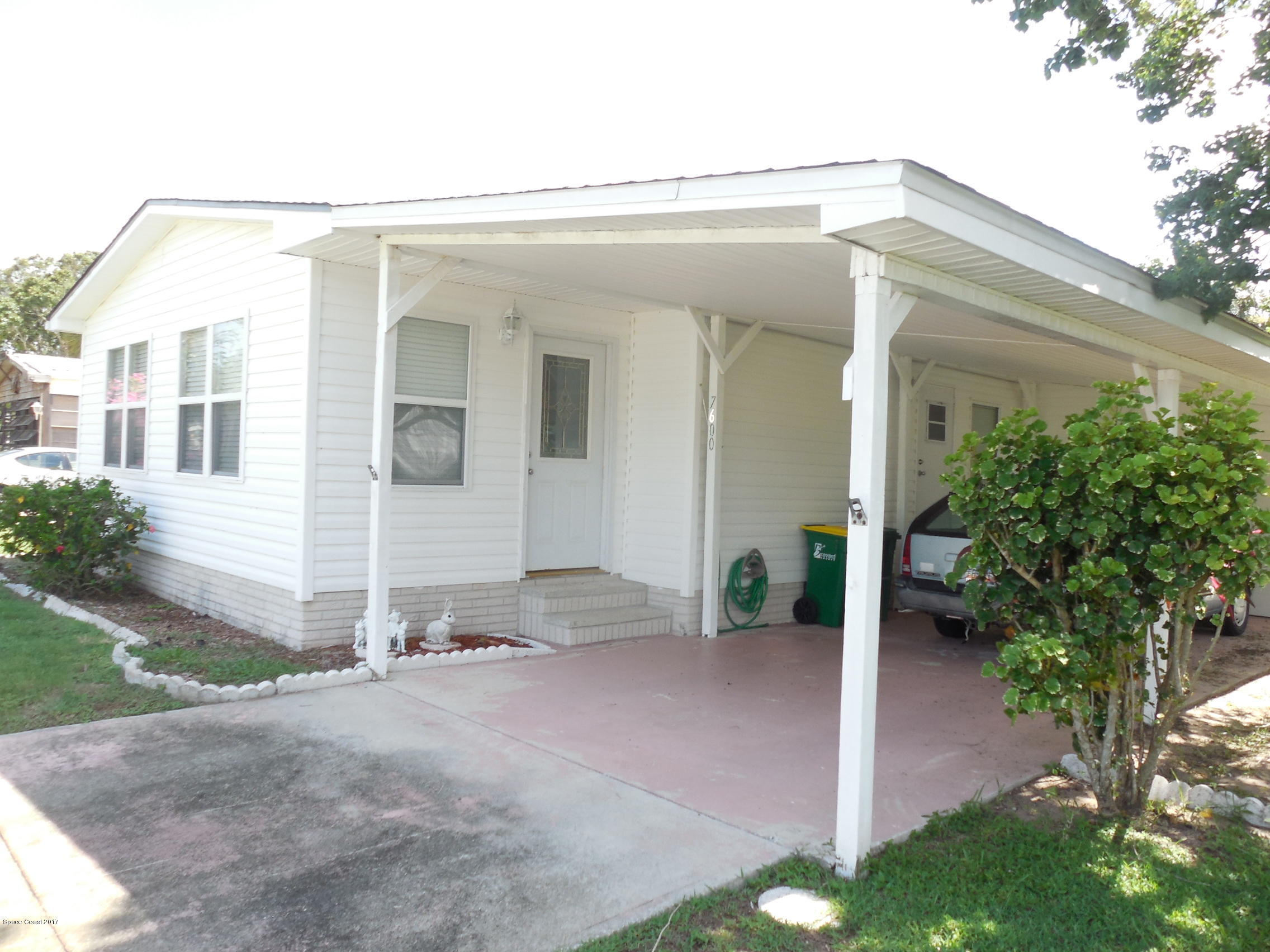 7600 Blackhawk Road Micco, FL 32976 - Photo 26 of 39 7600 Blackhawk 025