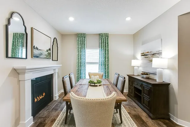 $700,000 | 1725 Oak Creek Pass, Chaska, MN 55318