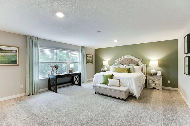 $700,000 | 1725 Oak Creek Pass, Chaska, MN 55318