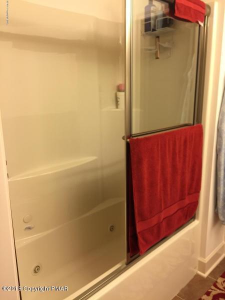 263 Hummingbird Way Jim Thorpe, PA 18229 - Photo 8 of 14 HUM8