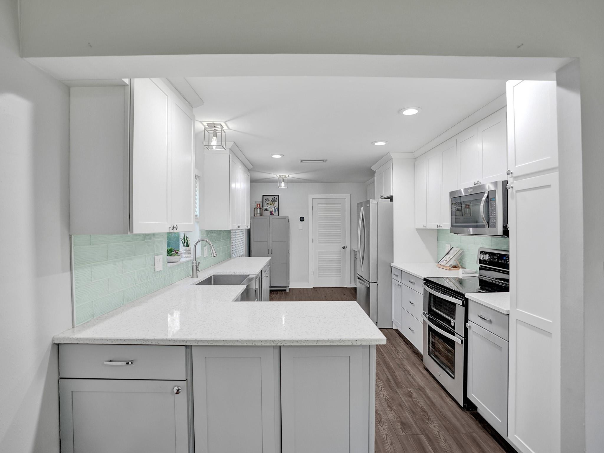 21199 Escondido Way Boca Raton, FL 33433 - Photo 13 of 25 Photo 13