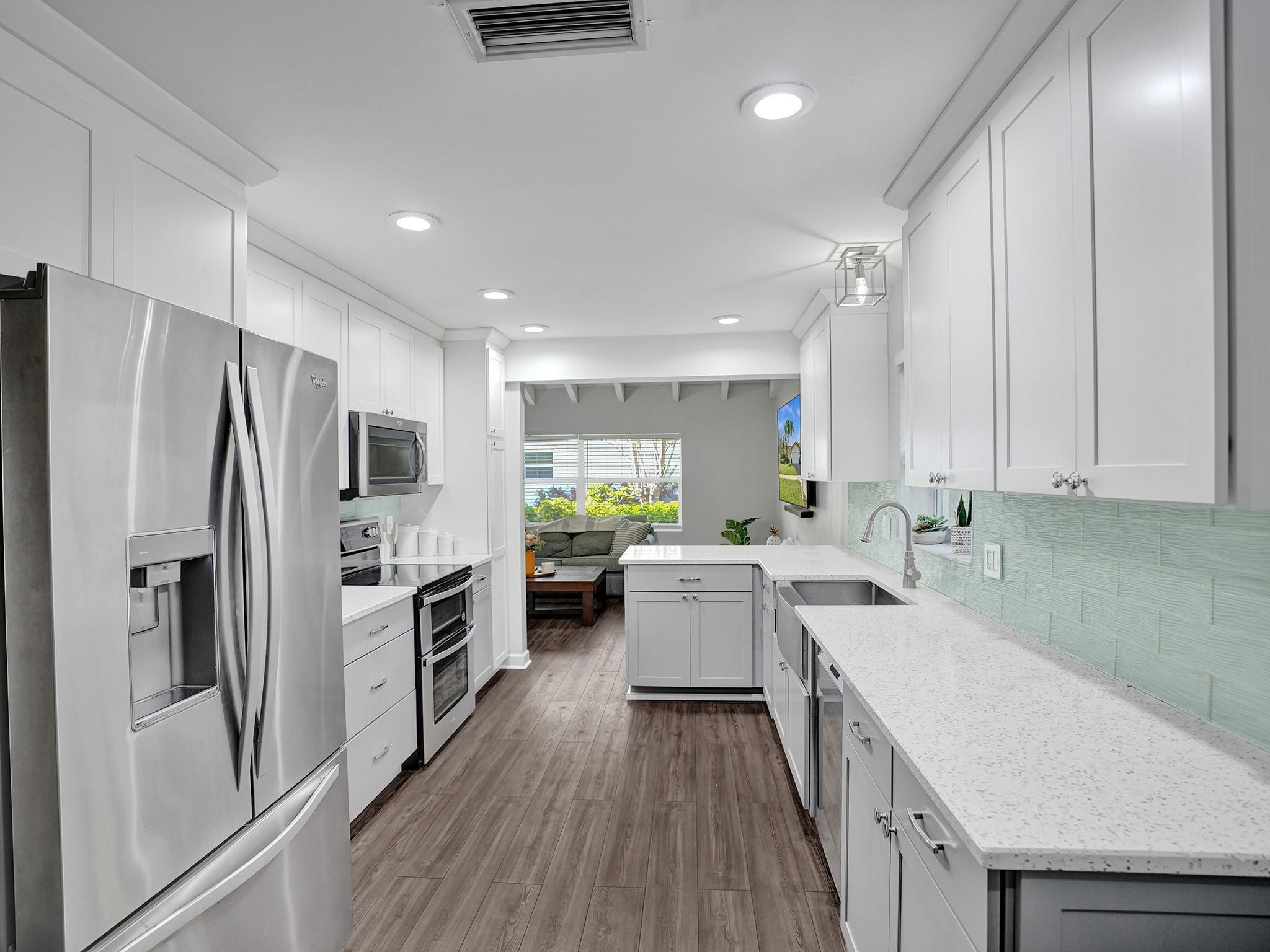 21199 Escondido Way Boca Raton, FL 33433 - Photo 4 of 25 Photo 4