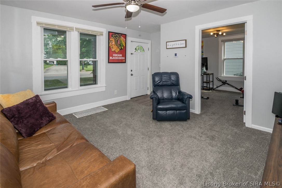 2407 Charlestown Road New Albany, IN 47150 - Photo 9 of 37