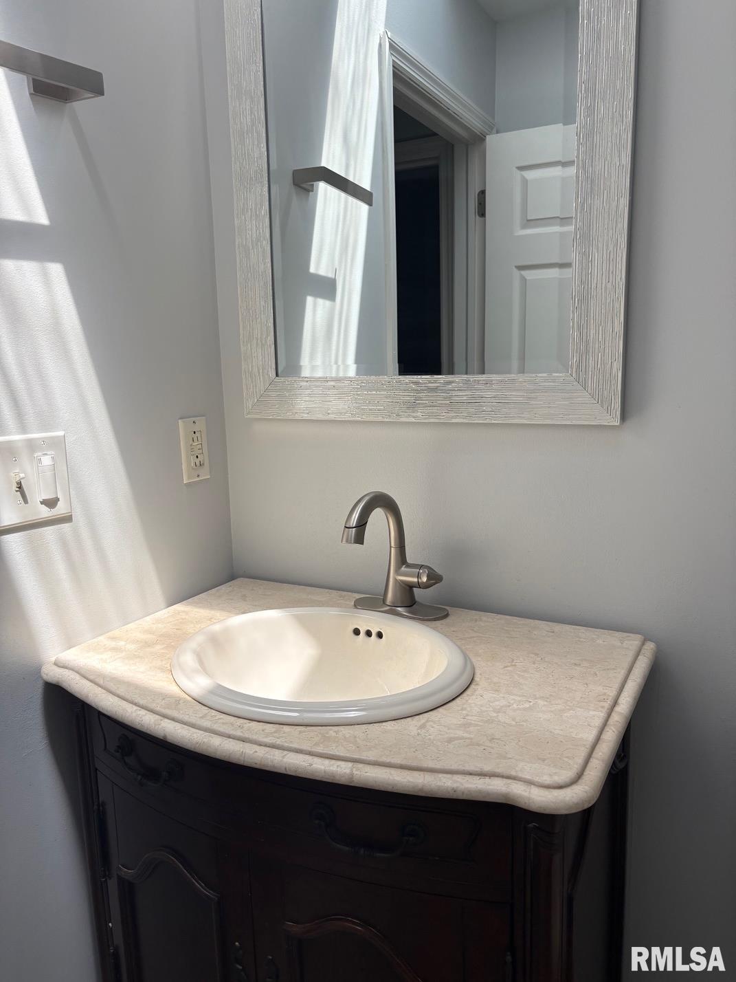 3205 Ashley Lane Springfield, IL 62711 - Photo 9 of 27