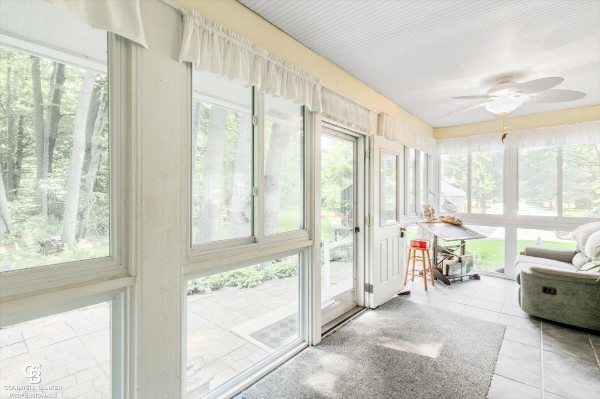 1244 Bauman Road Columbus, MI 48063 - Photo 6 of 48 50148453-b5e02a16-b574-41fb-92a3-b01fc6666f7e.JPG