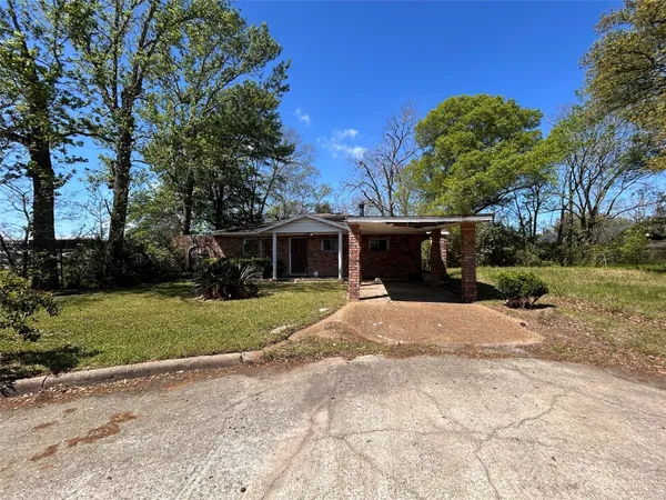 $39,900 | 4550 Winston Drive, Beaumont, TX 77705