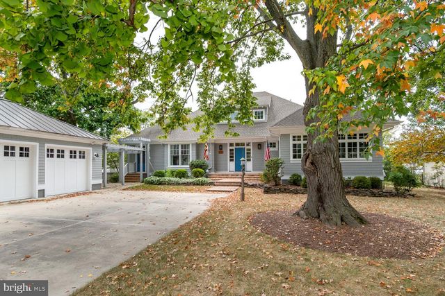 $2,000,000 | 107 1st Street, Oxford, MD 21654