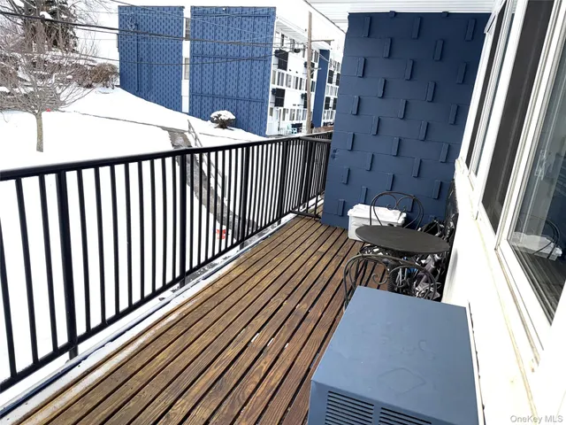 $1,875 | 3 Wyndover Woods Lane, Unit 10, White Plains, NY 10603