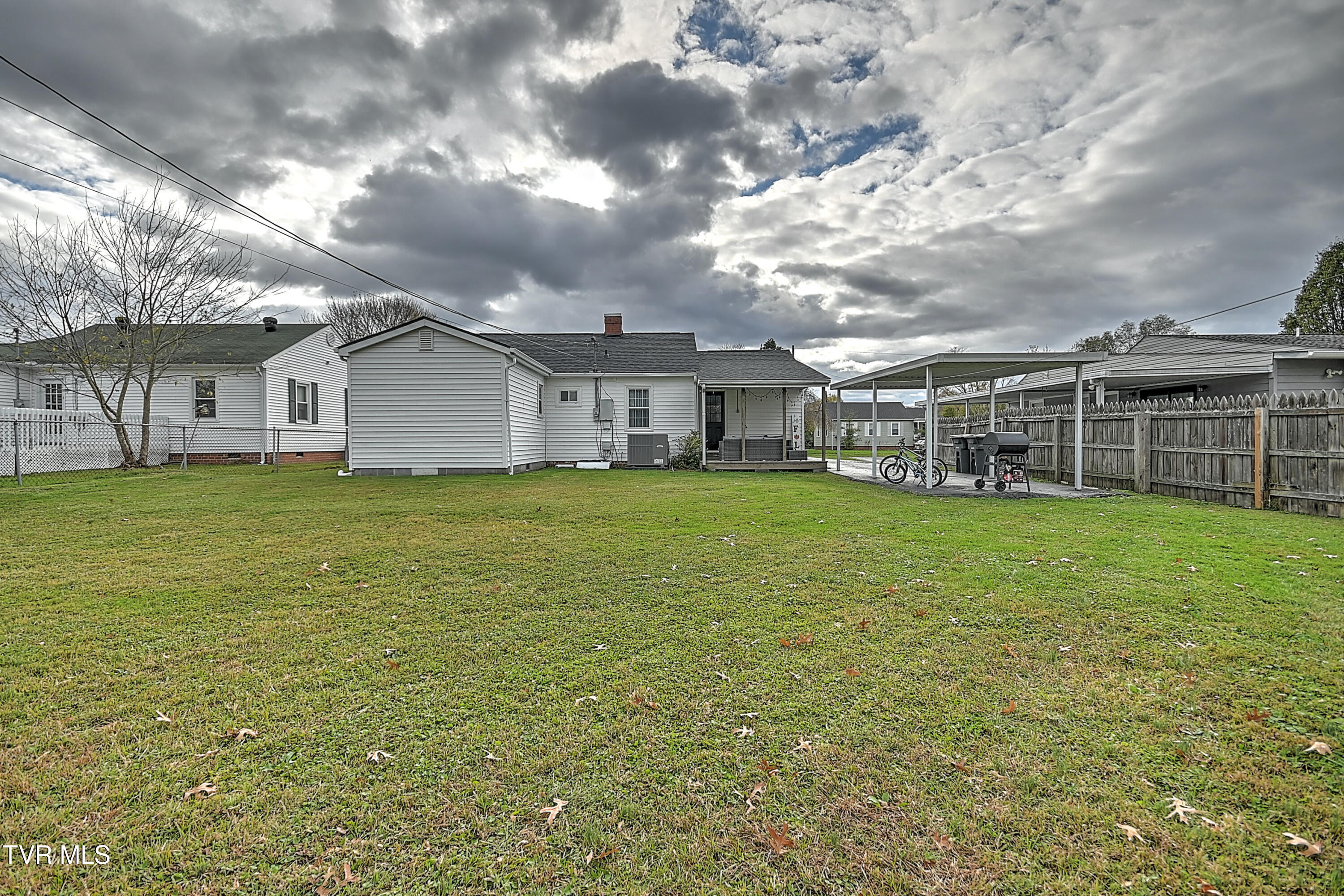 1544 Kings Road Kingsport, TN 37664 - Photo 35 of 36 1544 Kings Rd CM-37