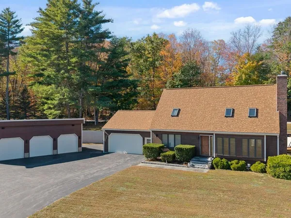 $674,000 | 1005 Highway 106, Loudon, NH 03307