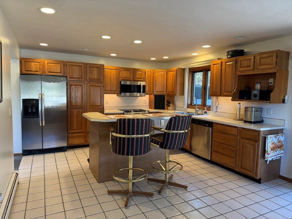 1005 Highway 106 Loudon, NH 03307 - Photo 3 of 58