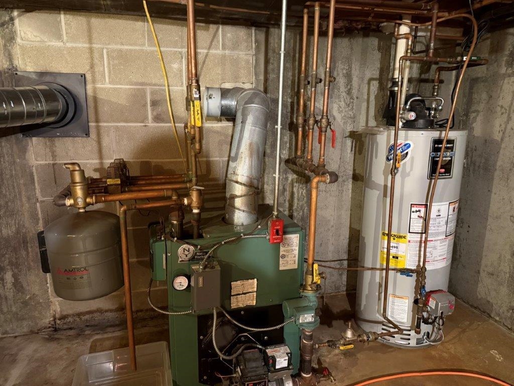 1005 Highway 106 Loudon, NH 03307 - Photo 43 of 58