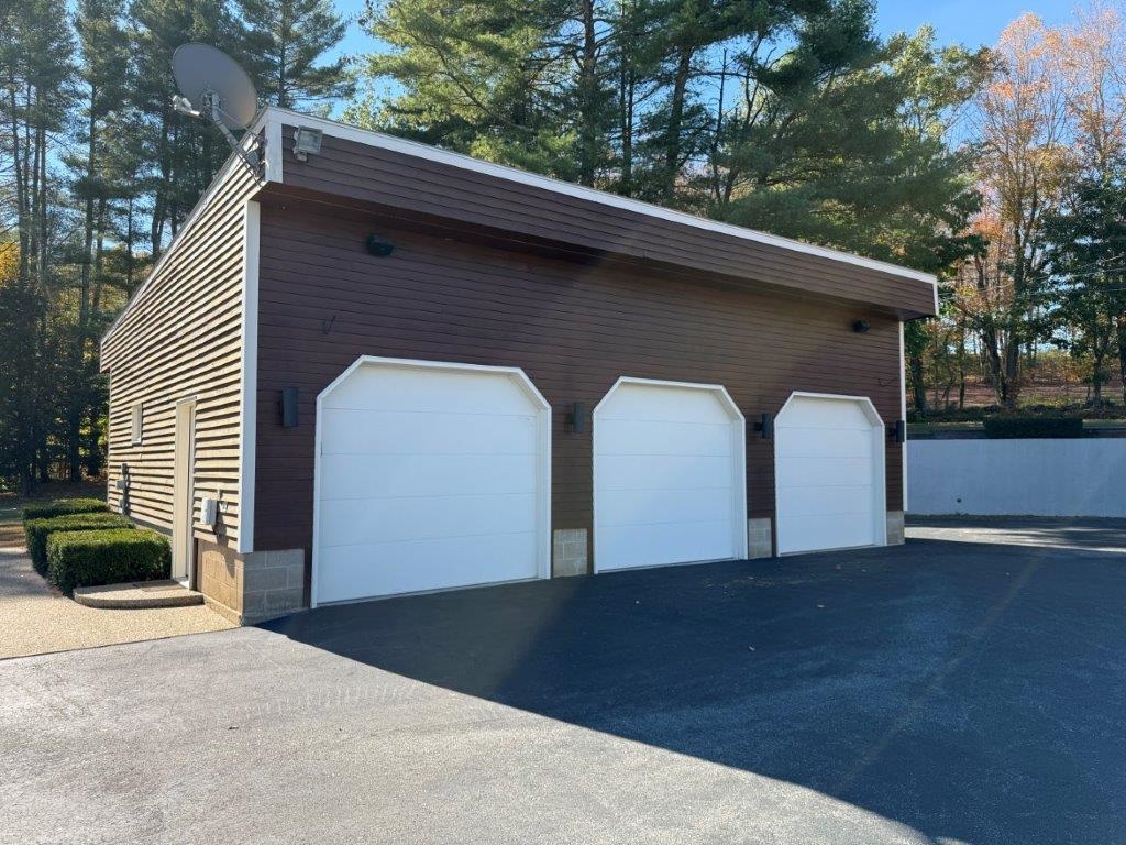 1005 Highway 106 Loudon, NH 03307 - Photo 48 of 58