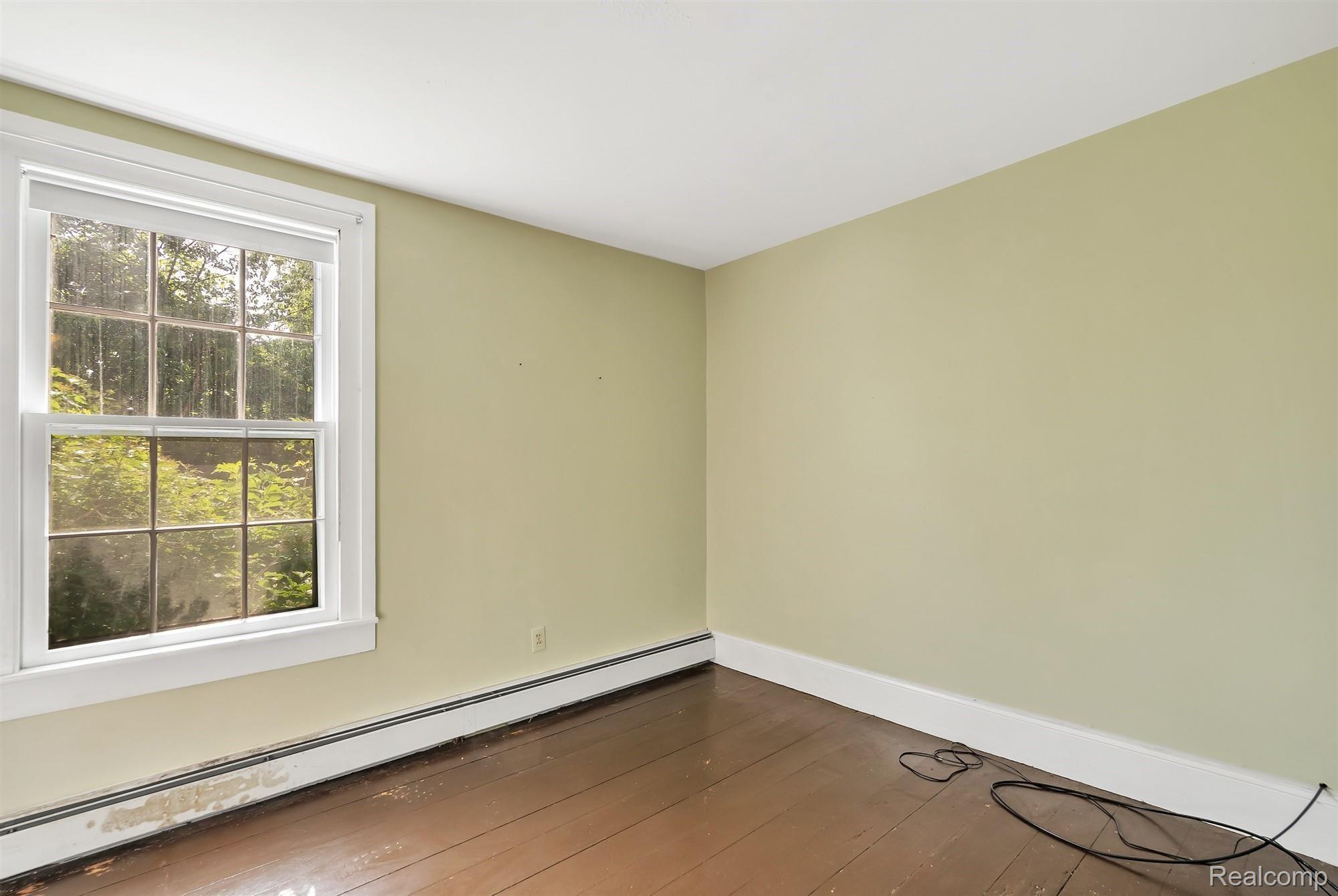 16720 Deep Valley Road Gregory, MI 48137 - Photo 21 of 57 20-16720 Deep Valley Rd-WindowStill.jpg