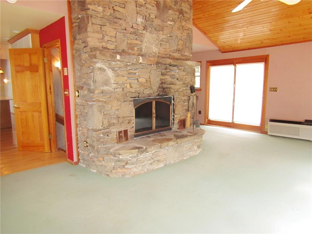 996 County Line Road Acme, PA 15610 - Photo 4 of 18