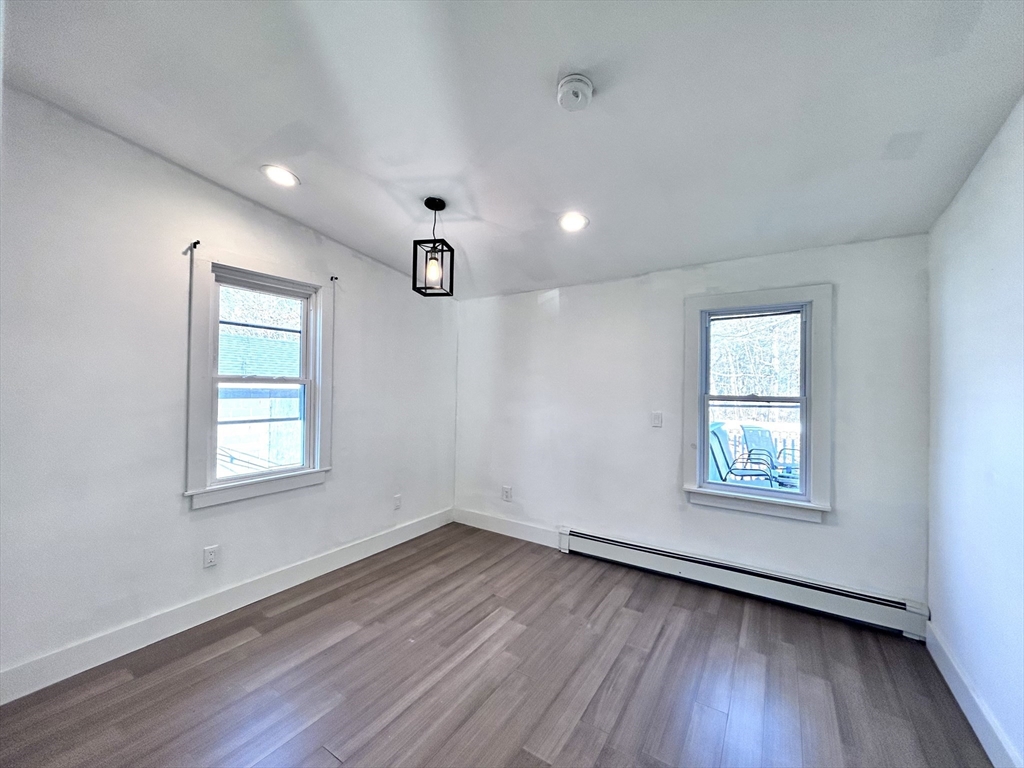 127 Beach Road Salisbury, MA 01952 - Photo 19 of 34