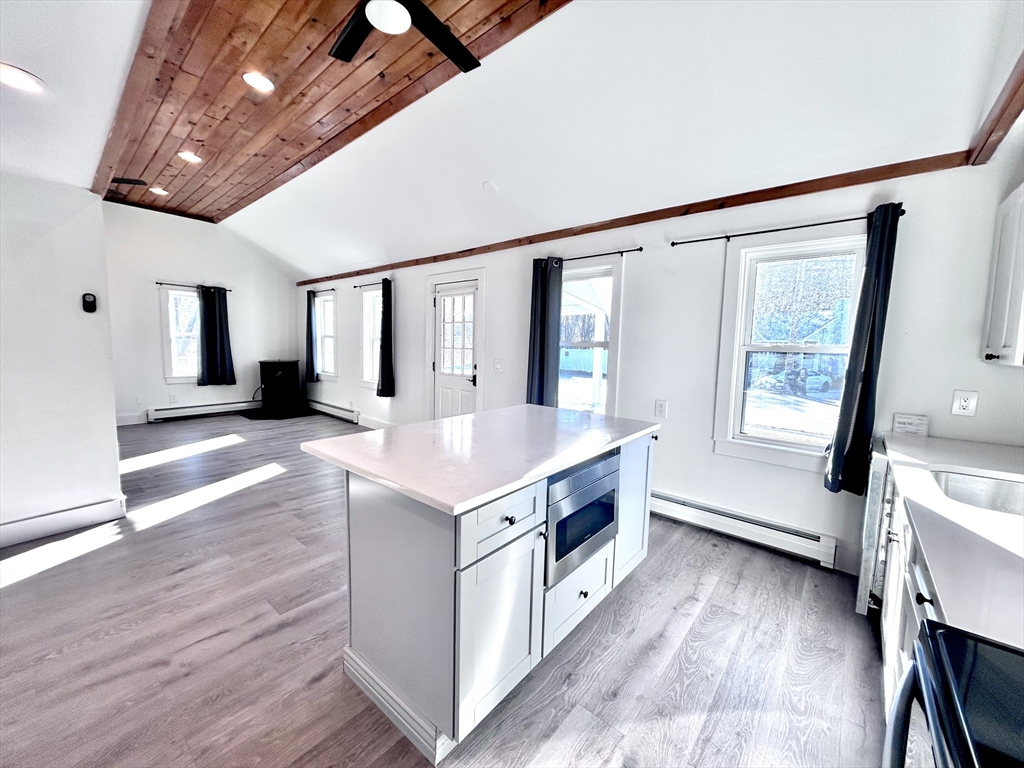 127 Beach Road Salisbury, MA 01952 - Photo 9 of 34