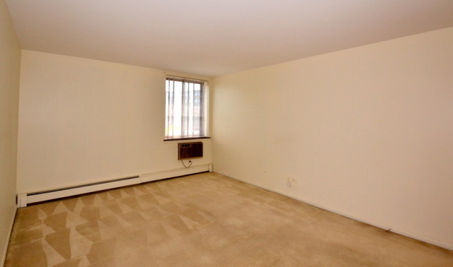 9720 South Pulaski Road, Unit 302 Oak Lawn, IL 60453 - Photo 13 of 20