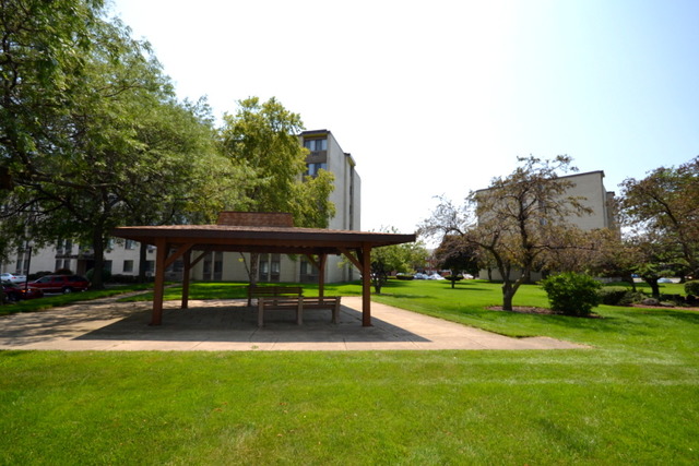 9720 South Pulaski Road, Unit 302 Oak Lawn, IL 60453 - Photo 19 of 20