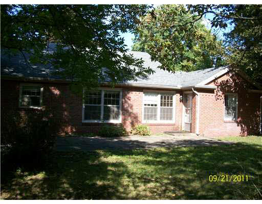3559 Gordon Road Elkhart, IN 46516 - Photo 10 of 11 Gallery Image 10