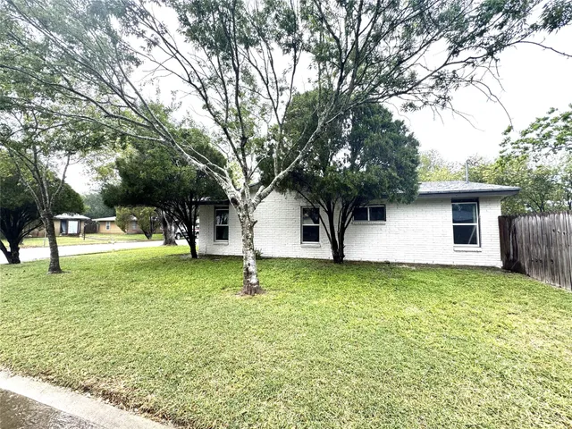 $264,000 | 322 South 26th Street, Kingsville, TX 78363