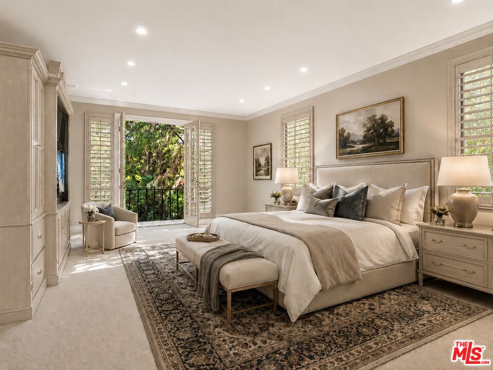 12386 Ridge Circle Los Angeles, CA 90049 - Photo 16 of 65