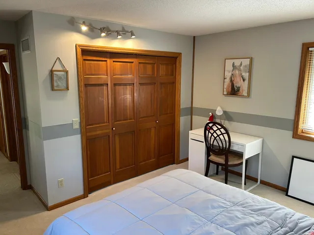 $659,999 | 15904 Dawn Drive, Minnetonka, MN 55345