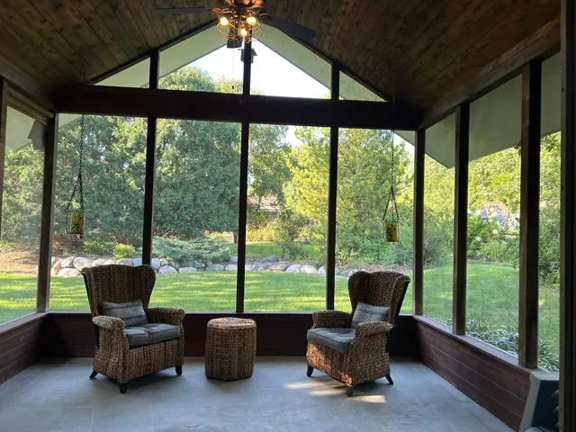 $659,999 | 15904 Dawn Drive, Minnetonka, MN 55345