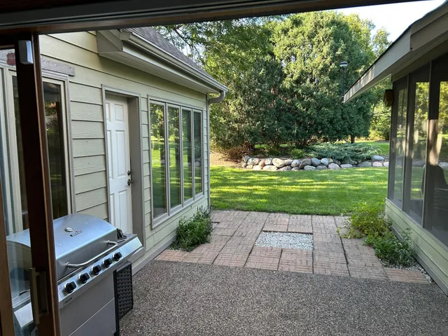 $659,999 | 15904 Dawn Drive, Minnetonka, MN 55345