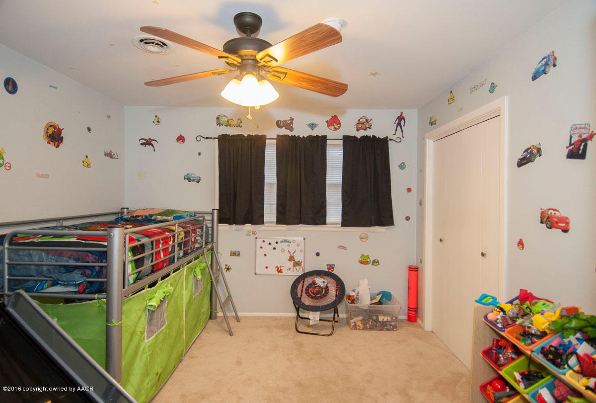 6007 Hanson Road Amarillo, TX 79106 - Photo 22 of 30 BEDROOM 3