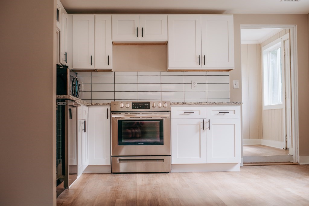 44 Waterman Road Auburn, MA 01501 - Photo 7 of 22 Gallery Image 7
