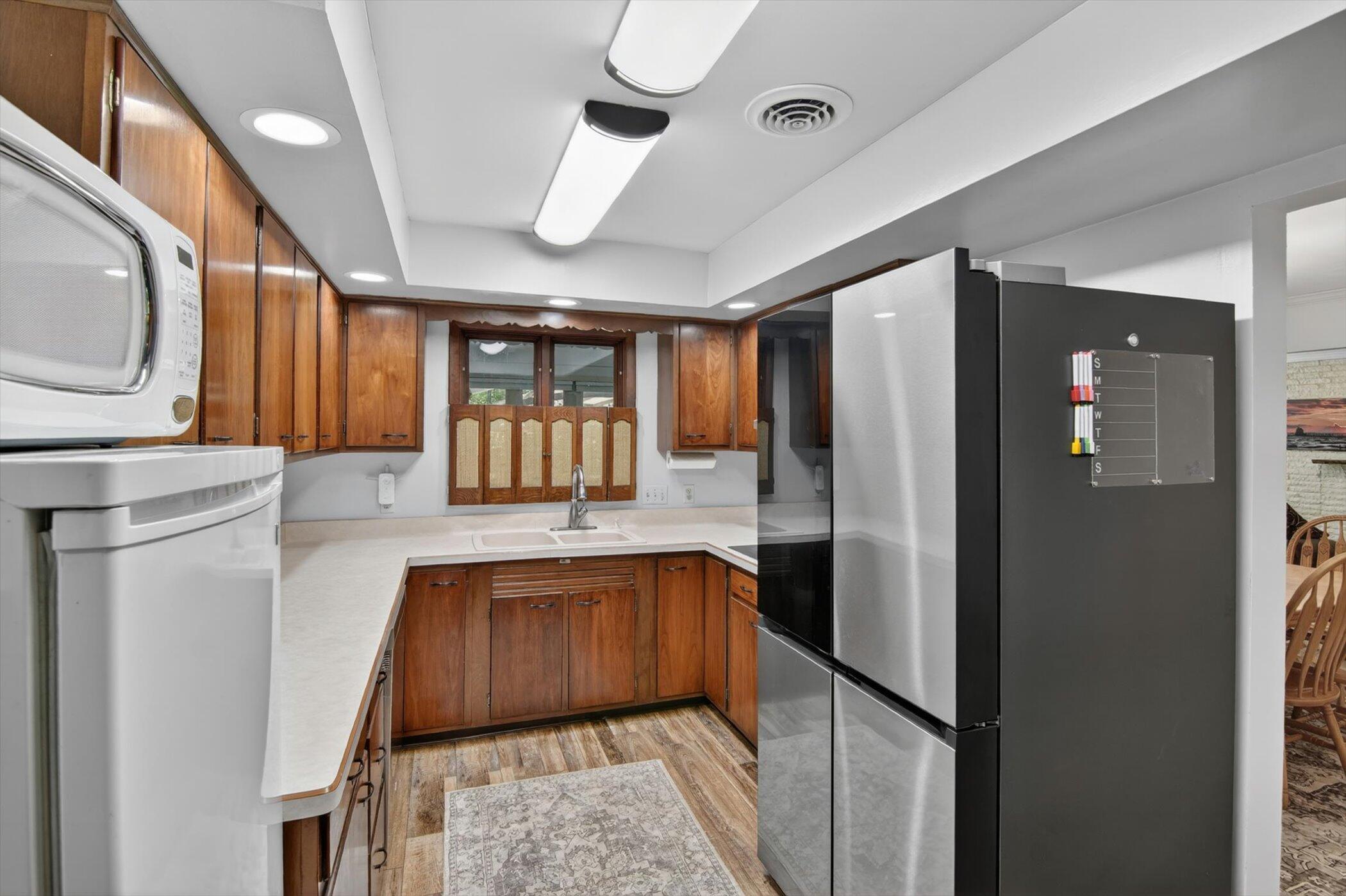 3831 Guest Road Jackson, MI 49203 - Photo 20 of 81 21-3831-Guest-Rd-Windowstill