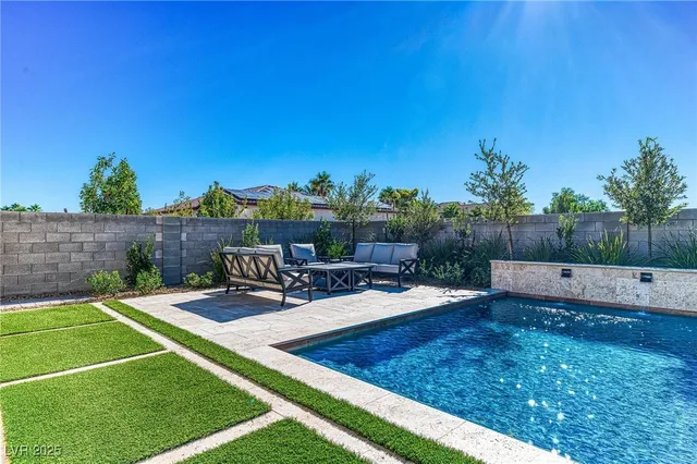 $1,099,900 | 5361 Brevin Court, Las Vegas, NV 89131