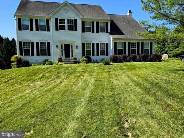$3,495 | 39227 Tollhouse Road, Lovettsville, VA 20180