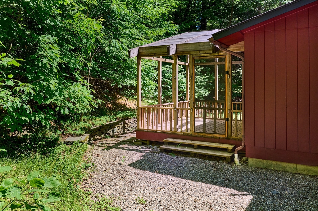 15 Red Fox Lane Amherst, MA 01002 - Photo 27 of 38