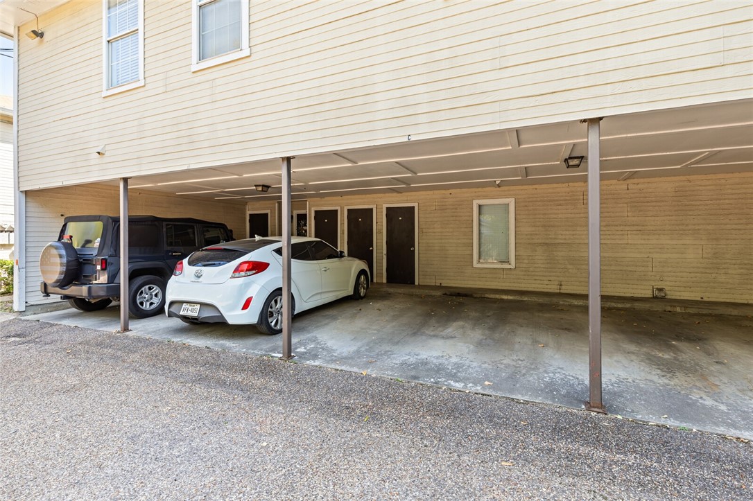 3813 Kimberly Drive, Unit B1 Waco, TX 76708 - Photo 5 of 30 a view of a cars parking in front of a building
