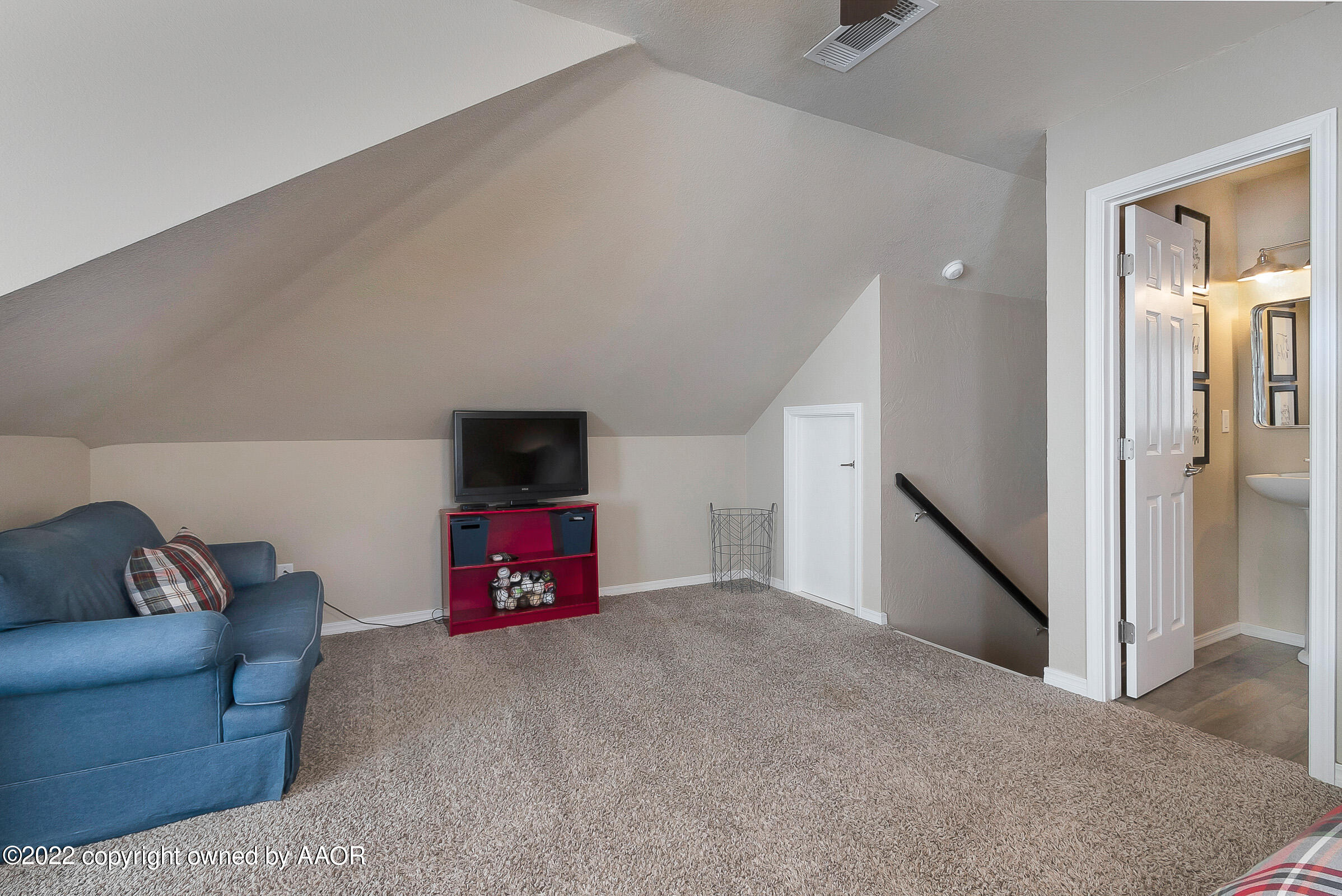 6001 Riley Elizabeth Drive Amarillo, TX 79119 - Photo 26 of 33 Upstairs bed/bonus