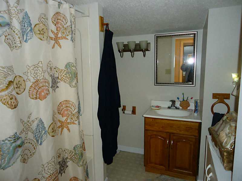 128 Knotty Oak Road Coventry, RI 02816 - Photo 13 of 14 Bathroom.