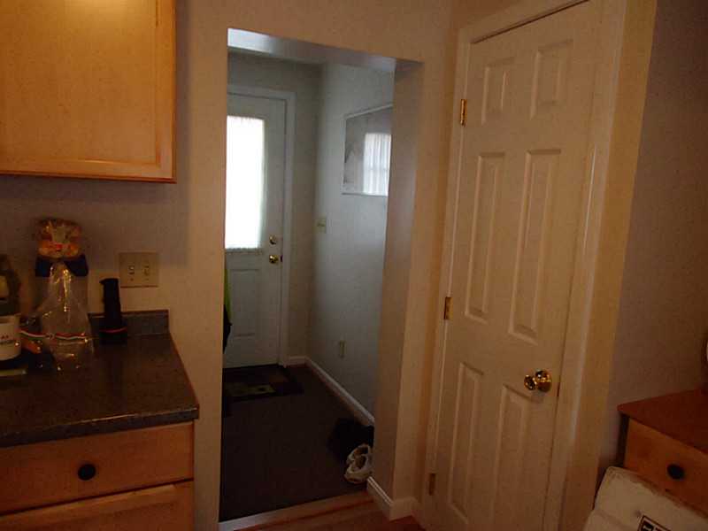 128 Knotty Oak Road Coventry, RI 02816 - Photo 3 of 14 Kitchen.