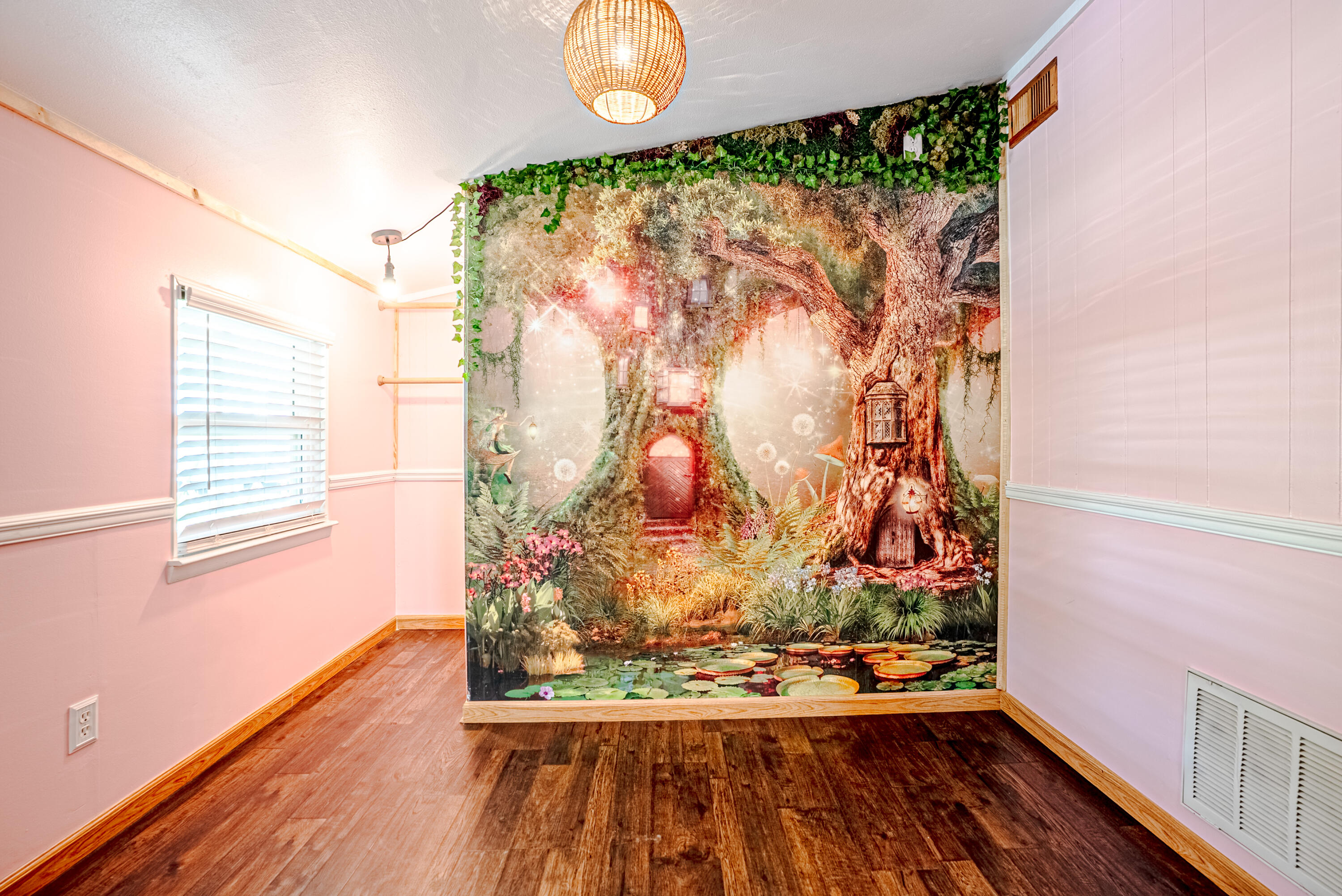 85 Our Street Vernon, FL 32462 - Photo 15 of 66 view of a room with wooden floor and outdoor space