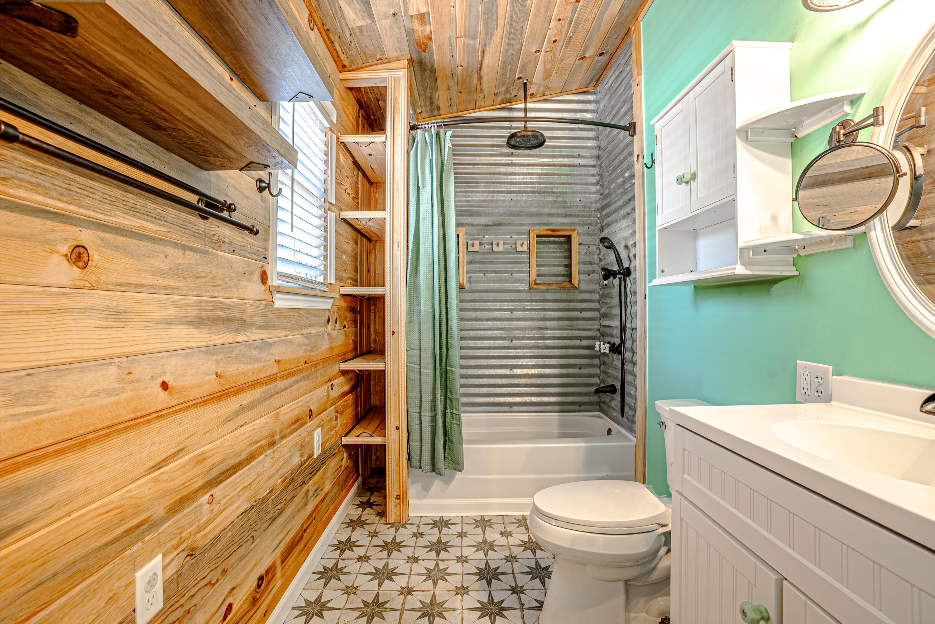 85 Our Street Vernon, FL 32462 - Photo 20 of 66 a bathroom with a toilet and a shower