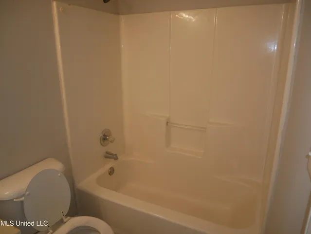 $1,495 | 2735 Hampden Cove, Horn Lake, MS 38637