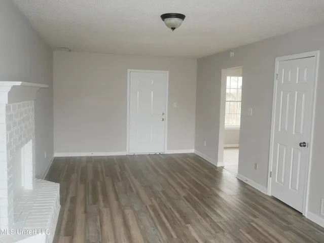 $1,495 | 2735 Hampden Cove, Horn Lake, MS 38637