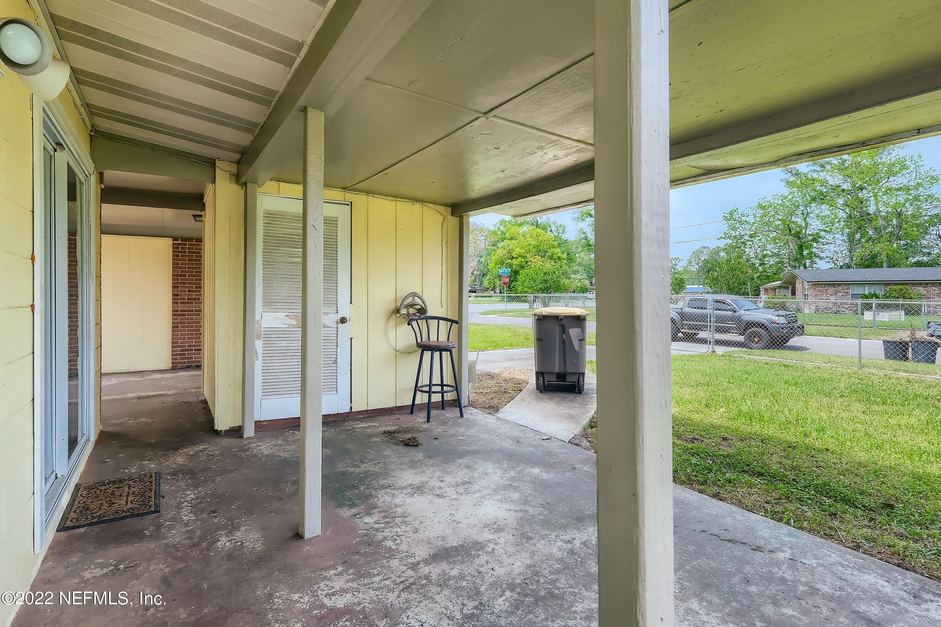 915 Memorial Park Road Jacksonville, FL 32221 - Photo 22 of 25 24 Patio