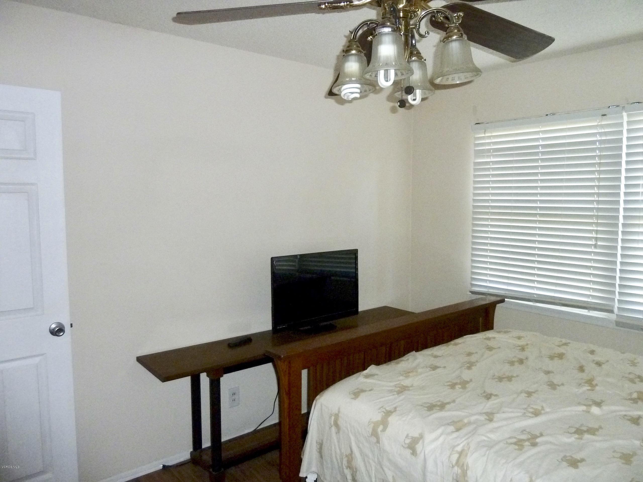4221 Helene Street Simi Valley, CA 93063 - Photo 21 of 58 Guest Bedroom #1