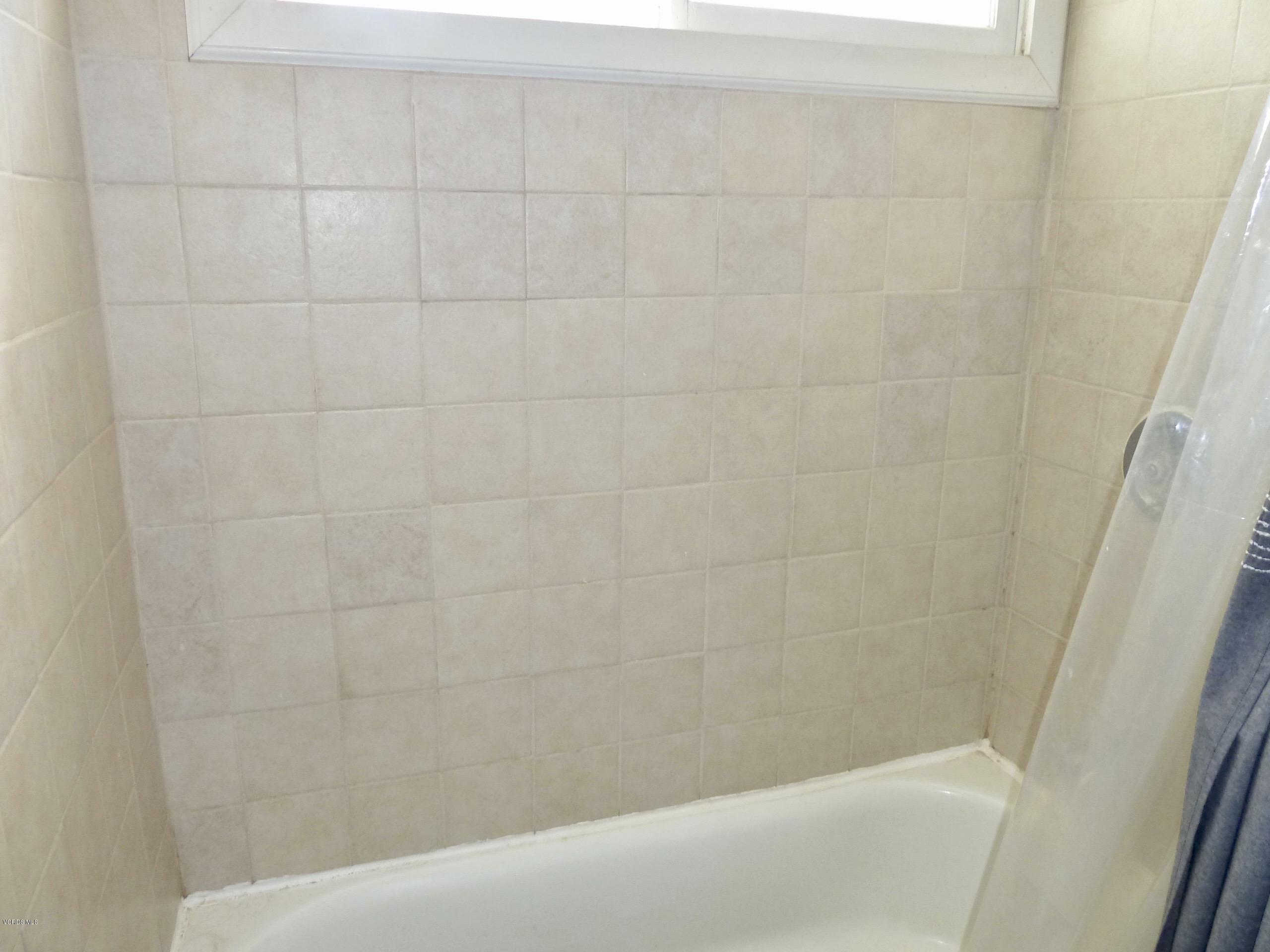 4221 Helene Street Simi Valley, CA 93063 - Photo 30 of 58 Guest Bath