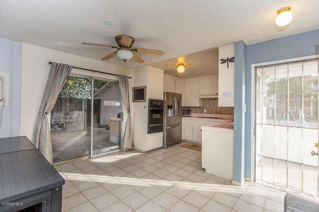 4221 Helene Street Simi Valley, CA 93063 - Photo 9 of 58 Dining Area