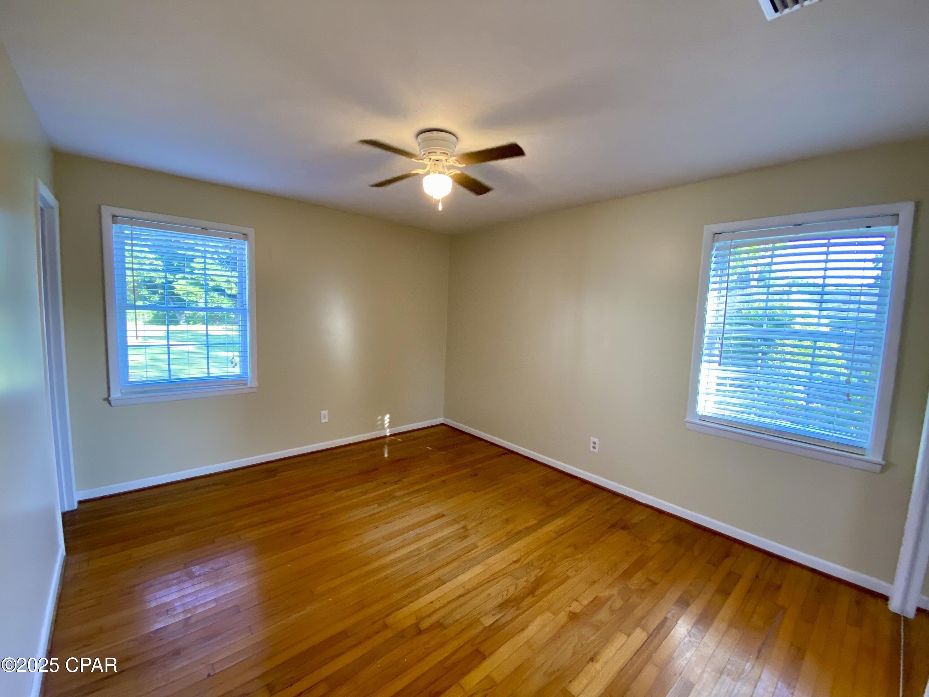 5251 10th Street Malone, FL 32445 - Photo 16 of 38