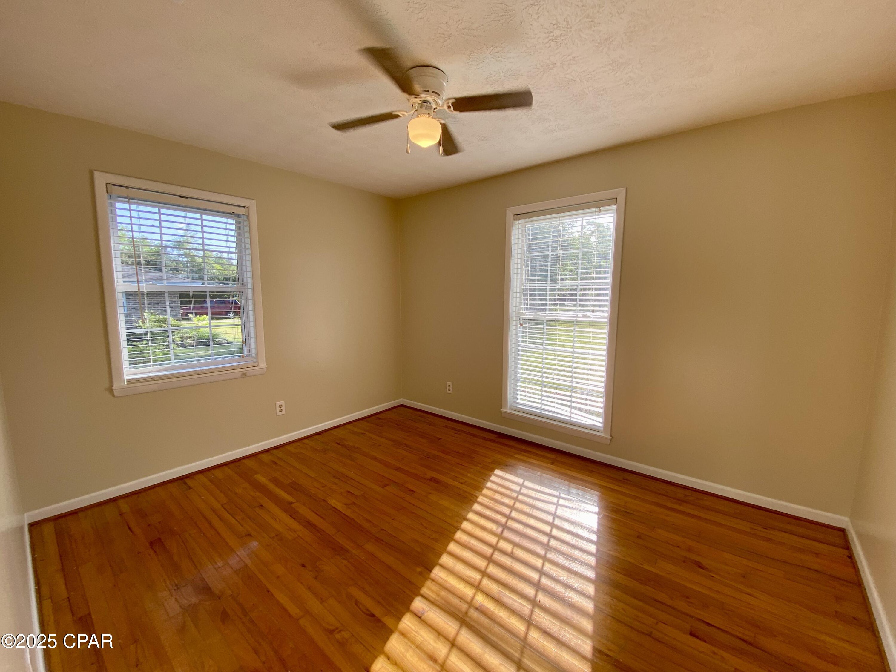 5251 10th Street Malone, FL 32445 - Photo 19 of 38